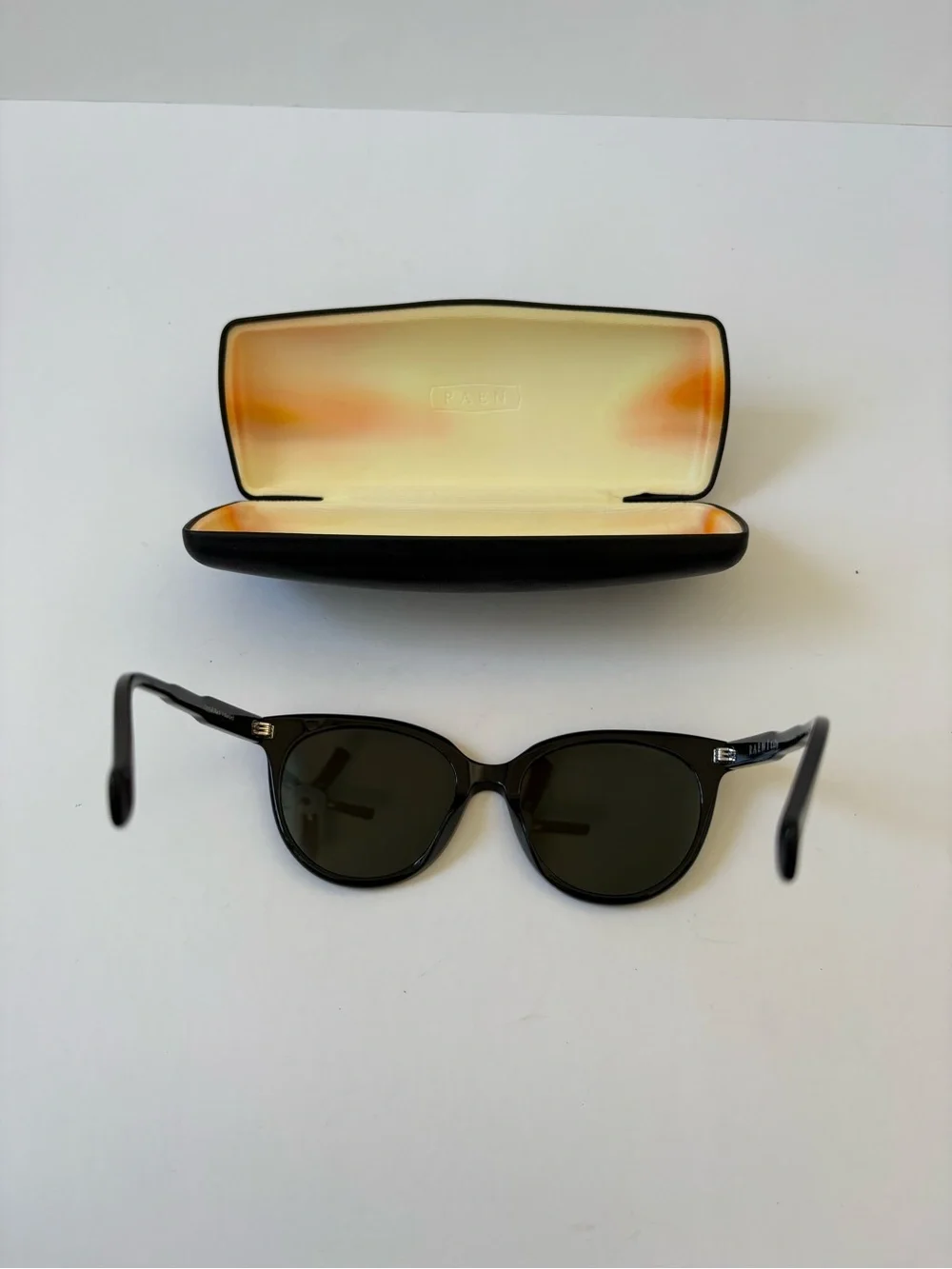 Raen Lily Crystal Black Polarized 54 Sunglasses Cat Eye Handmade Trendy Wide